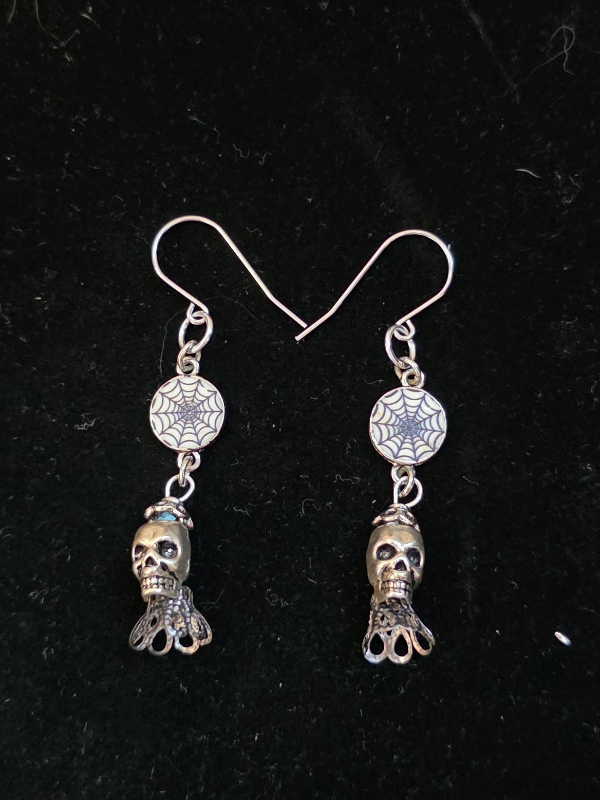 Skull Dangle Earrings