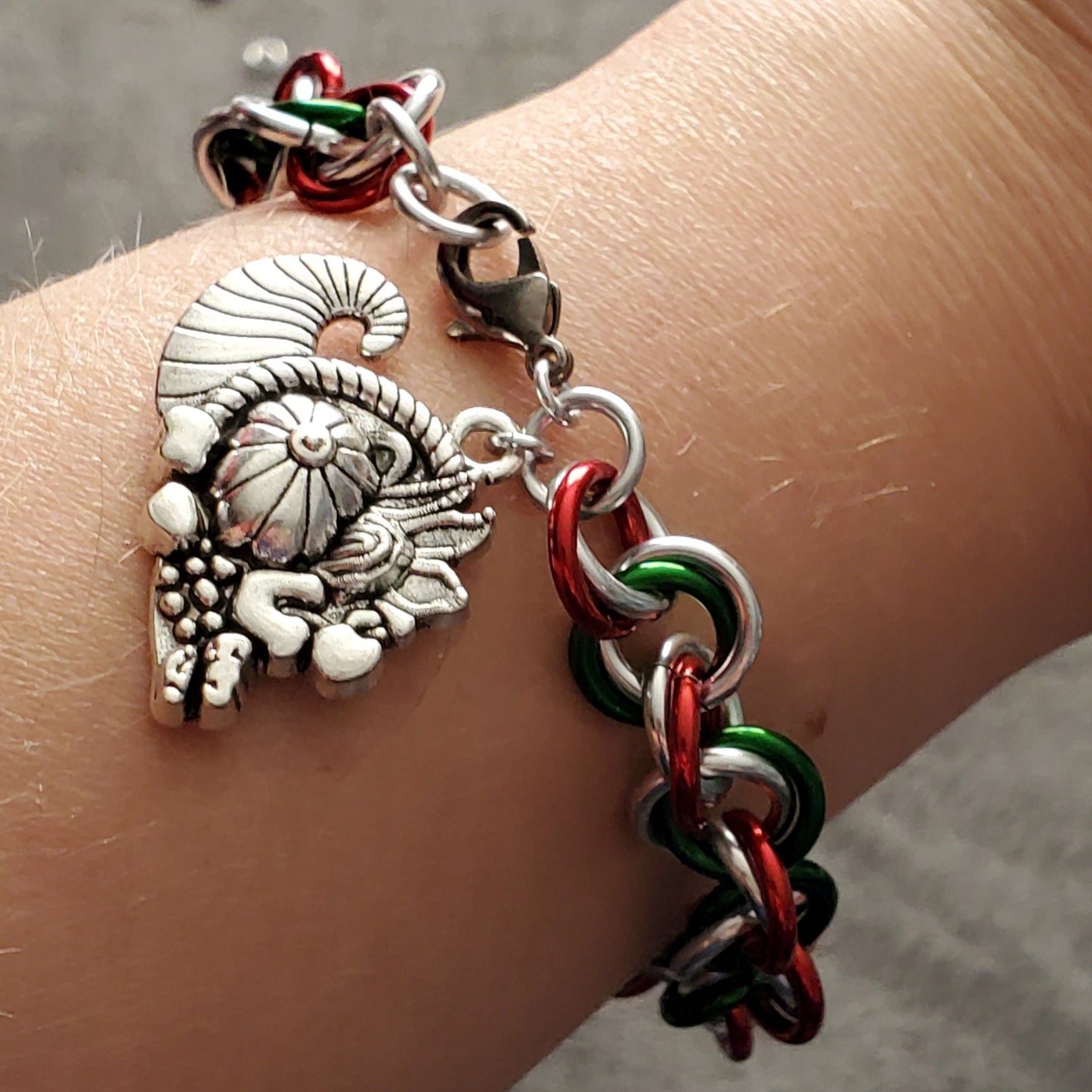 Cornucopia Bracelet Wiggle Weave
