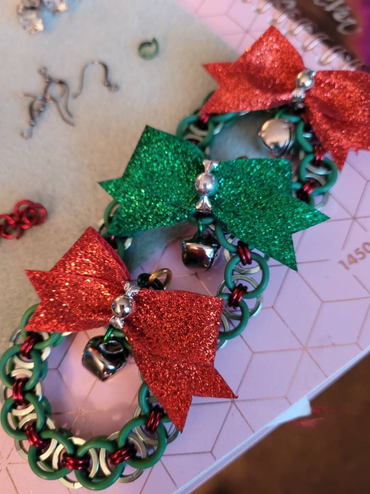 Christmas Wreath ornaments, pendant, Helm, Chainmaille decoration