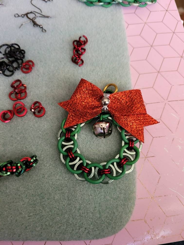 Christmas Wreath ornaments, pendant, Helm, Chainmaille decoration