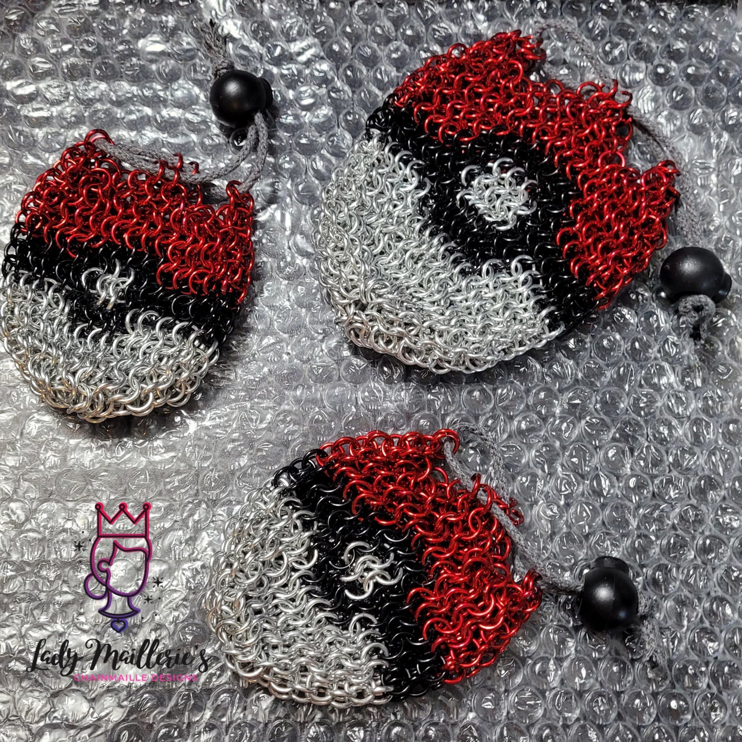 Pokeball Chainmaille Dicebag