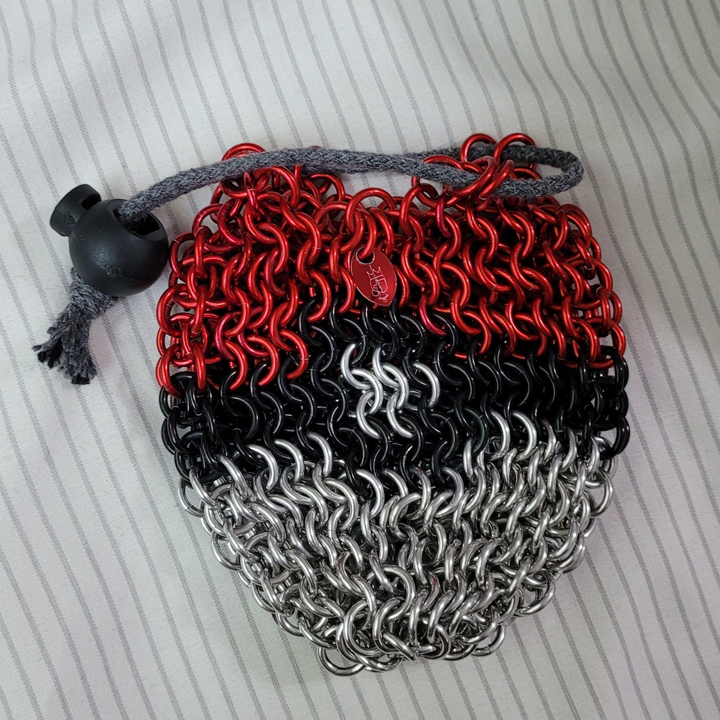 Pokeball Chainmaille Dicebag