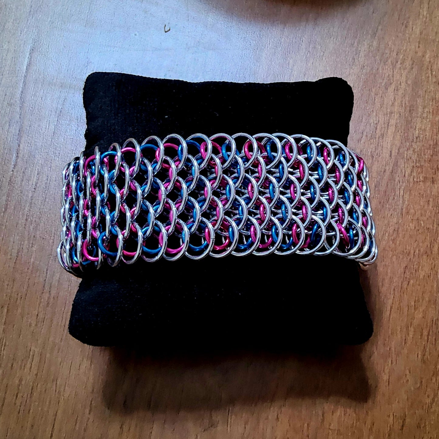 Dragonscale Cuff