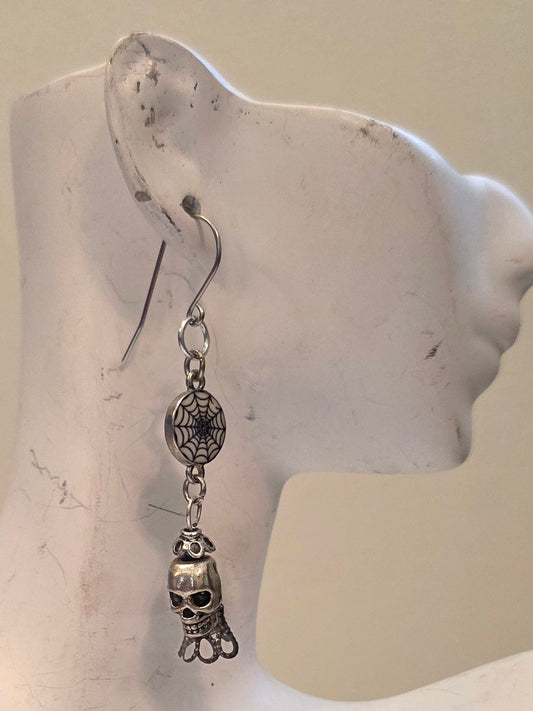 Skull Dangle Earrings