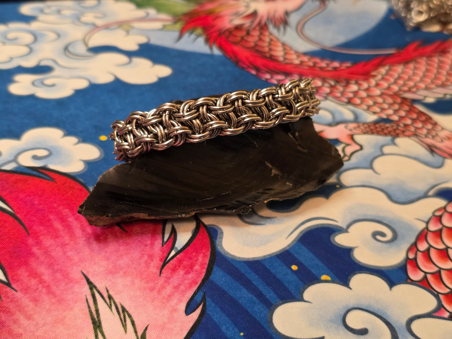 Kinged Vipera Berus Weave