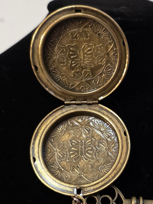 Pocket Locket
