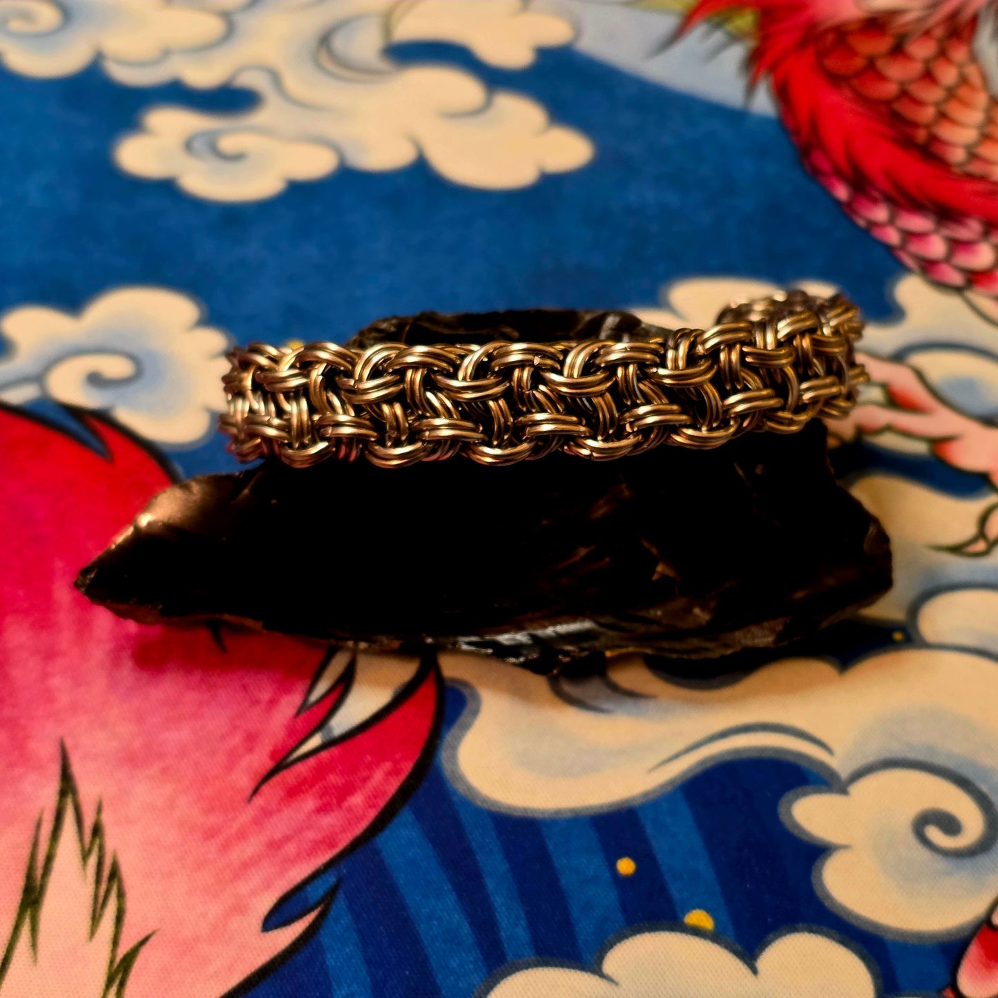 Kinged Vipera Berus Weave