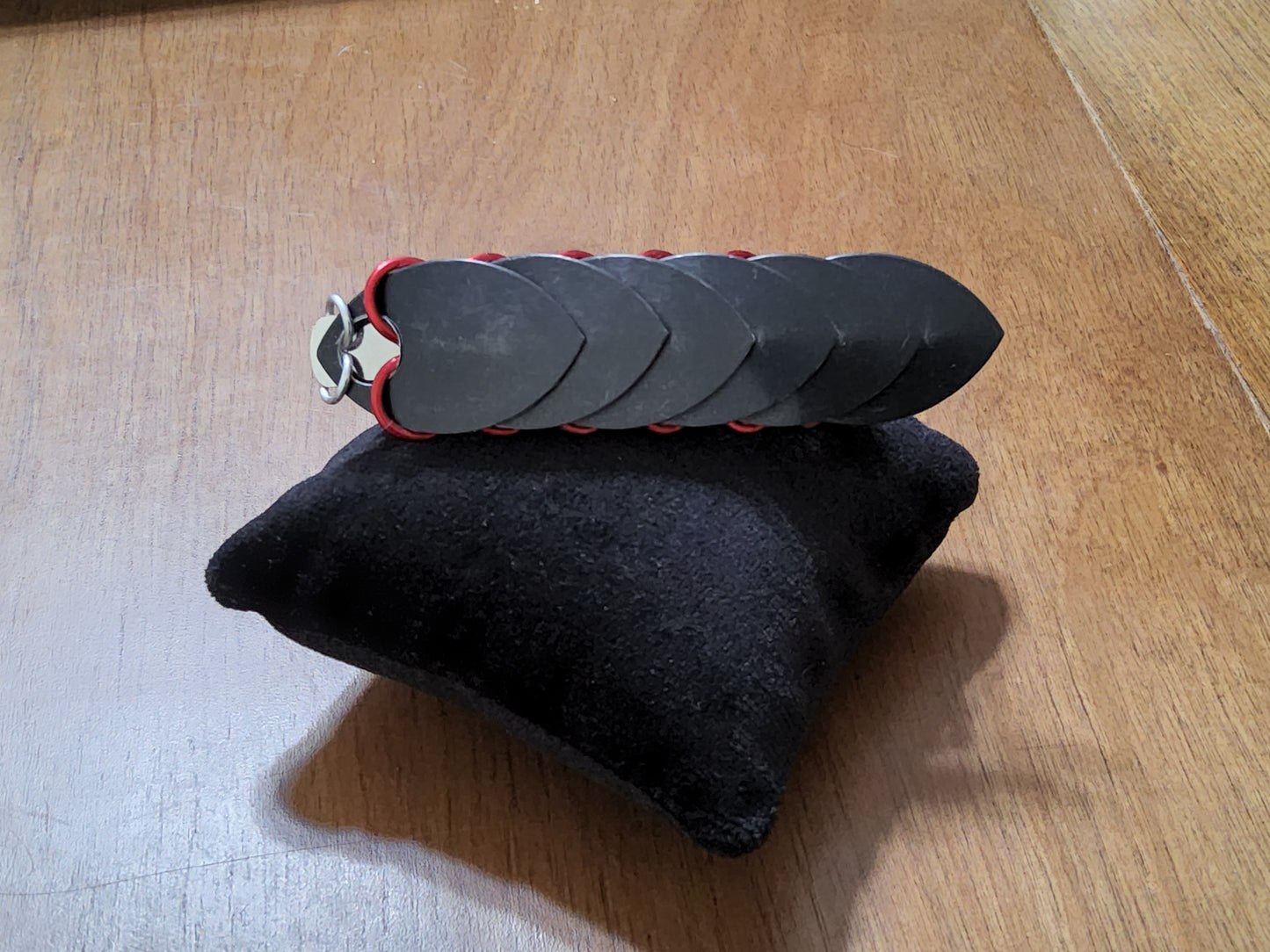 Linear Large Scale Barrette