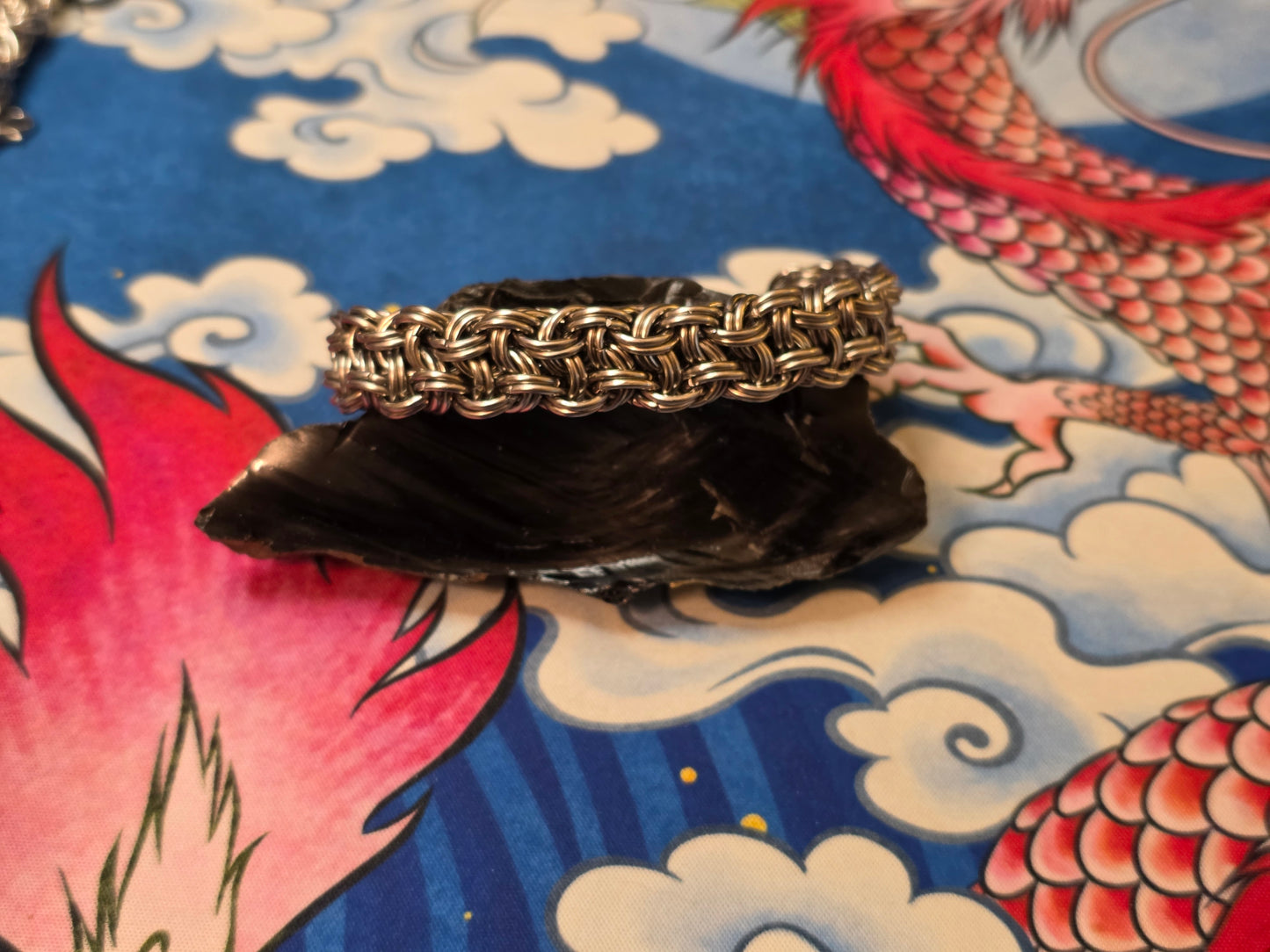 Kinged Vipera Berus Weave