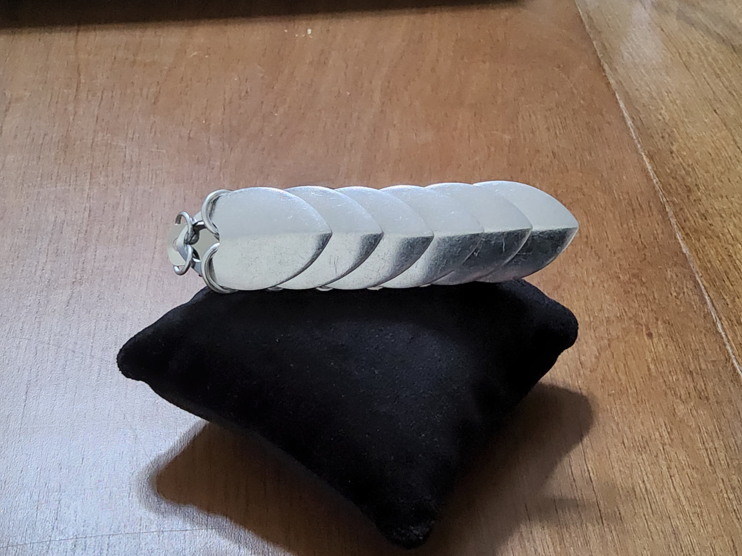 Linear Large Scale Barrette