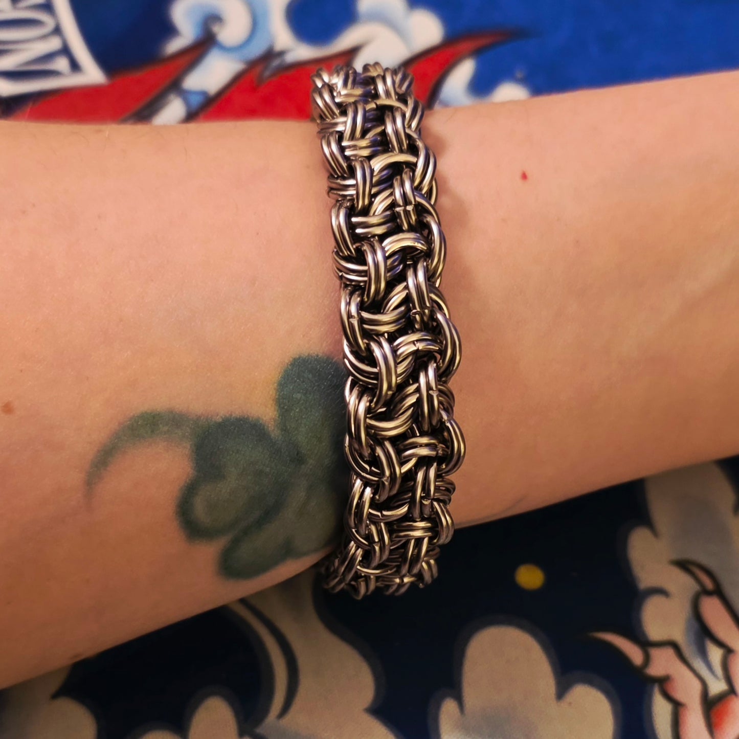 Kinged Vipera Berus Weave