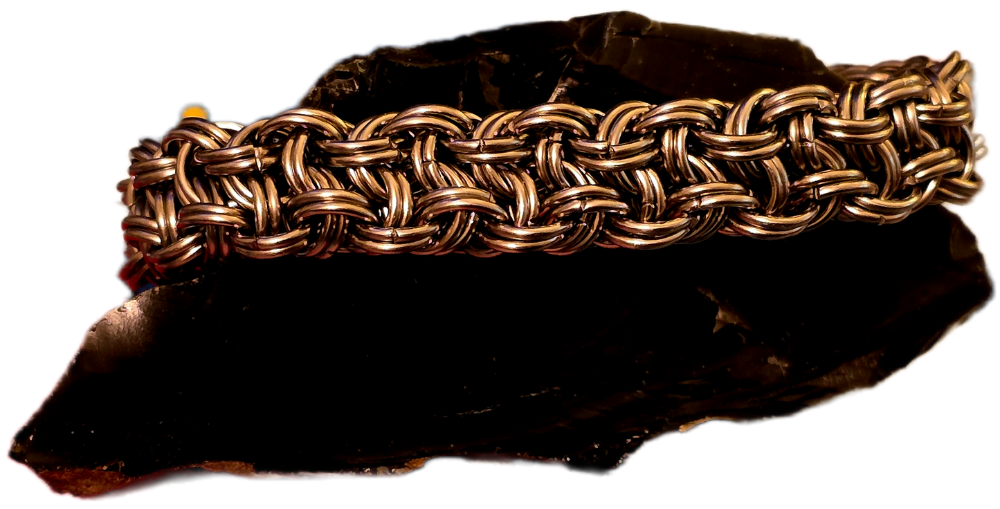 Kinged Vipera Berus Weave