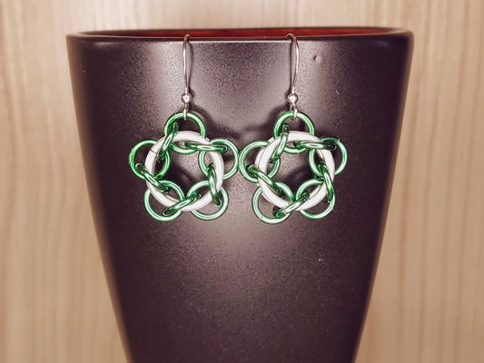 Star Flower Dangle Earrings Green