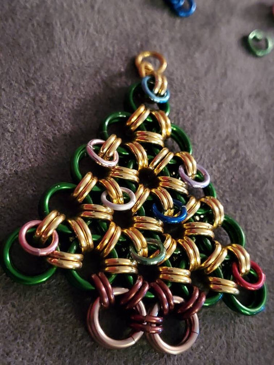 Holiday Chainmaille Christmas Tree pendant/keychain/ornament/decoration